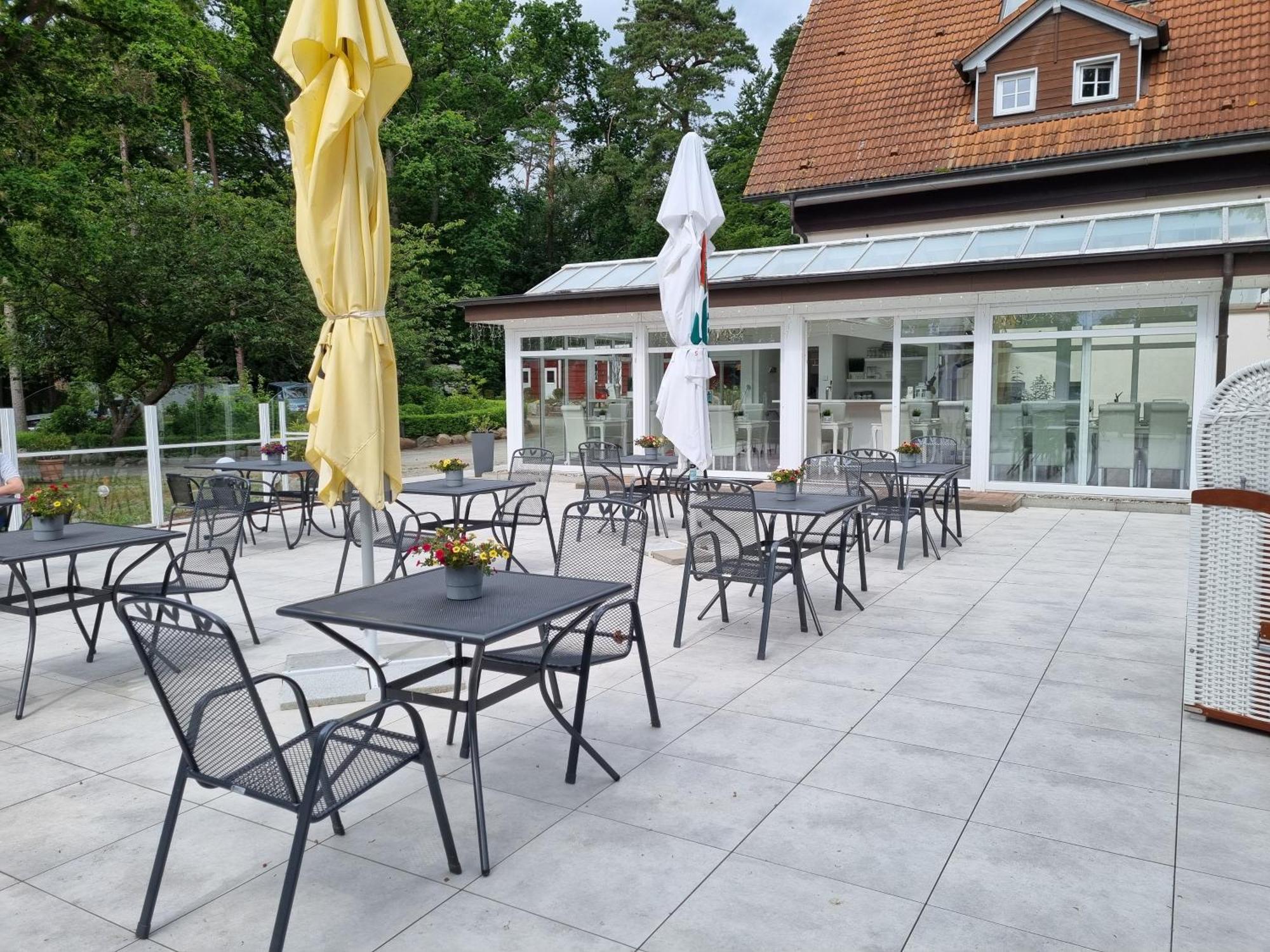 Strandhotel Lindequist Sellin  ภายนอก รูปภาพ